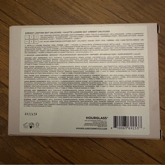 Hourglass Cosmetics Owl - Picture 11 of 11